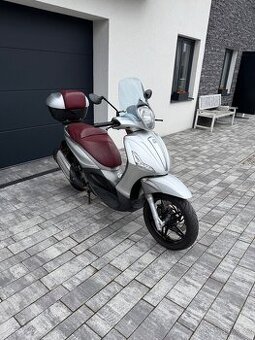 Piaggio Beverly 350 Sport touring