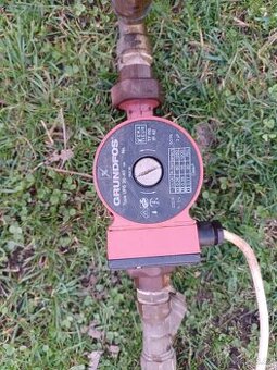 Tepelné čerpadlo - GRUNDFOS usp 25-40 180 tf110 ip42