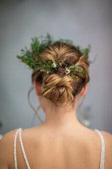 Svatební hřebínek a pírko - lesní styl/woodland wedding