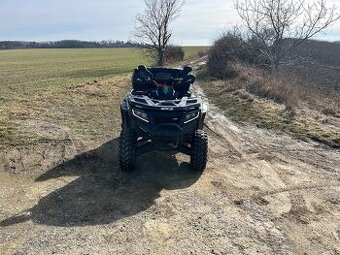 čtyřkolka Arctic cat