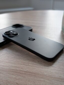 iPhone 15, 128GB