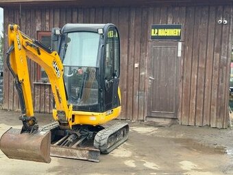 Pásový bagr JCB 8018