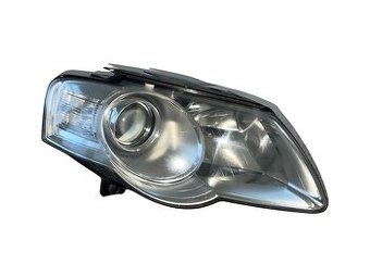 Pravý halogen světlo 3C0941006Q VW Passat B6 r.v. 2008
