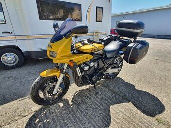 Yamaha FZS 600 Fazer
