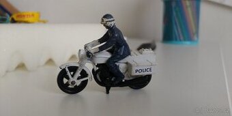 Matchbox moto