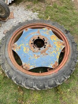 Kolo na traktor  rs09  8-36