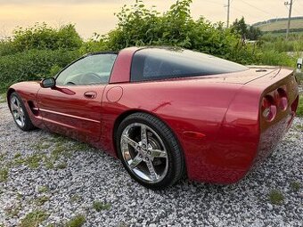 Corvette C5 5.7 benzín