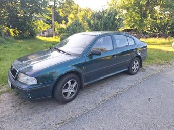 Octavia 1.6 s poruchou motoru rok 1998