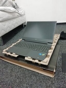 HP Victus i5 12th RTX 3050 4 Gb 16gb RAM 512 SSD