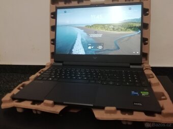 HP Victus i5 12th RTX 3050 4 Gb 16gb RAM 512 SSD