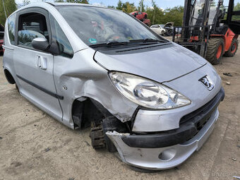 Peugeot 1007 1.4 16V r.v. 2007 KFU 65kw(4657)