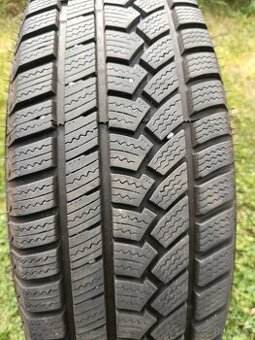 Zimní pneu 215/65R16 98H - 1