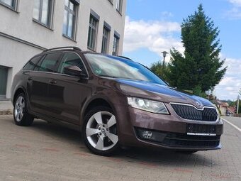 Škoda Octavia III Combi 2.0TDi 110kw,1.Maj,Xenony,2xklíč,R17