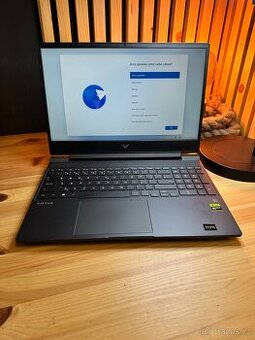 HP Victus 15 15,6", Záruka 5/2026