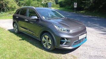 Kia Niro Zaruka 8 let 150.000km