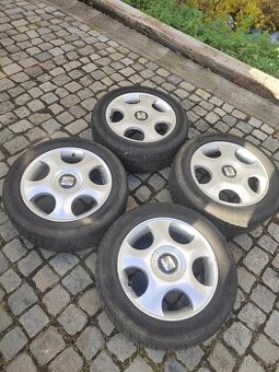 Prodám orig alu 16 Seat Alhambra 5x112 ET 59 pneu k. O
