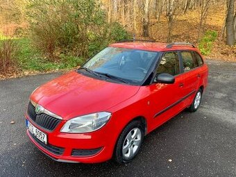 škoda fabia 1.4 16V kombi 113tkm,2011,serviska krásná