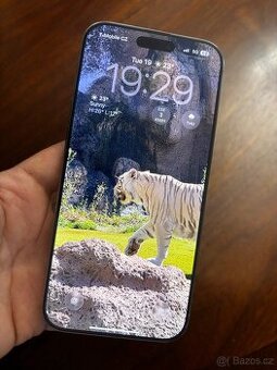 iPhone 16 Pro Max, Apple Care záruka Titan, Quadlock case