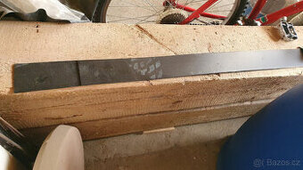 Staré dřevěné trámy 20 x 26 cm, délka 360 cm