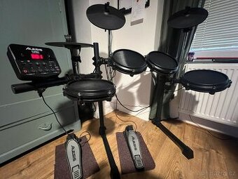 Bicí souprava Alesis Turbo Mesh Kit / skvělý stav, v záruce