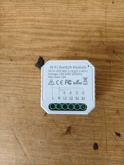 WiFi ovládání žaluzií rolet světel...