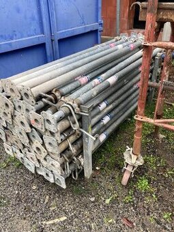 Podpěry stropu(stojky)