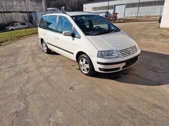 Vw Sharan 2.8 VR6 150kw 4motion, 4x4, r.v 2001, dovoz na při