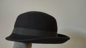 Černý dámský klobouk J.Crew - top stav, obvod cca 55 cm