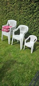 Zahradní plastové židle
