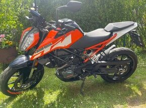 KTM duke 125