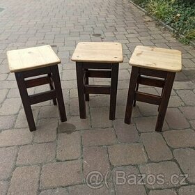 Dřevěné stolky