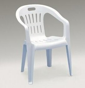 Plastové židle bílé