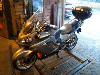 Kawasaki GTR 1400