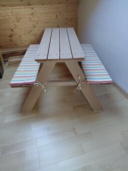 Dětská lavice se stolem - 1
