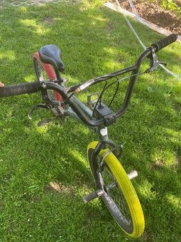 BMX - 1