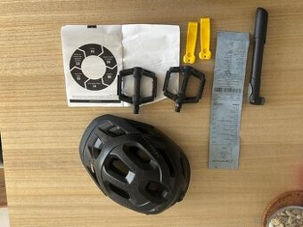 Trekkingový bicykl Riverside 500 - Tmavě modrý
