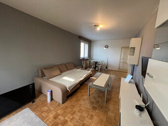 pronájmu byt 2+1, 55m2, centrum Studénky