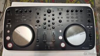 Pioneer DJ DDJ - ERGO Kontroler