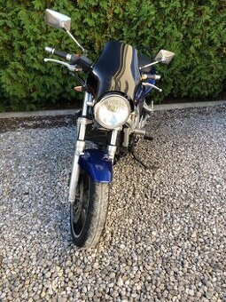 Suzuki SV650