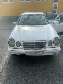Díly Mercedes W210 E200cdi - 1