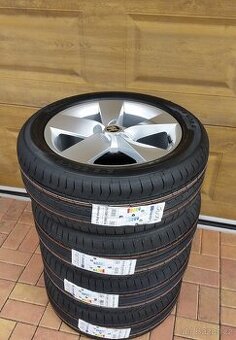 ALU kola ŠKODA 5x112 R17 NOVÁ letní sada KAROQ r.v. 2025