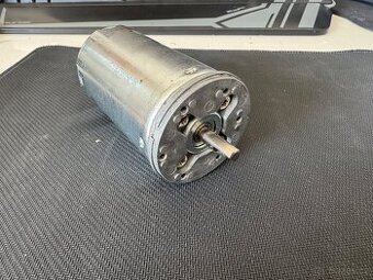 Mercedes W220 R230 motor pumpy centrálního zamykání PSE - 1