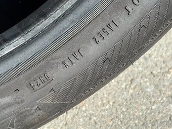 Goodyear Pneu 215/55 R 18  letní 4x