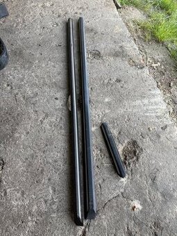 Listy dveří a blatniku coupe e30 chrom
