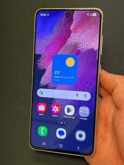 Samsung Galaxy S21 FE 256GB Bílý