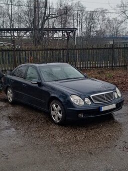 MB E Class W211 220CDI r.v.03 646.951 90kw, modrá metal, man