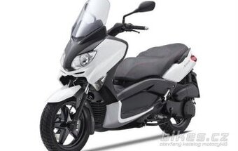 Motor Yamaha xmax 250