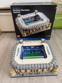 LEGO® Icons 10299 Santiago Bernabéu Stadium