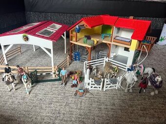 Schleich farma a jízdárna - 1