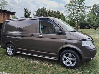 Obytný automobil vwT5